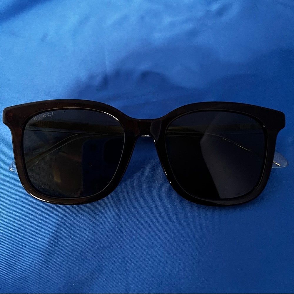 Gucci Black Sunglasses
